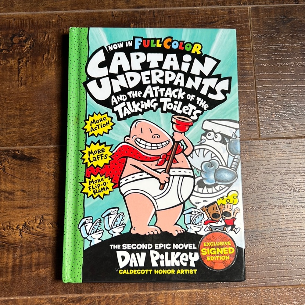 🔥🔥7 items for $20🔥🔥 GUC Captain Underpants book
